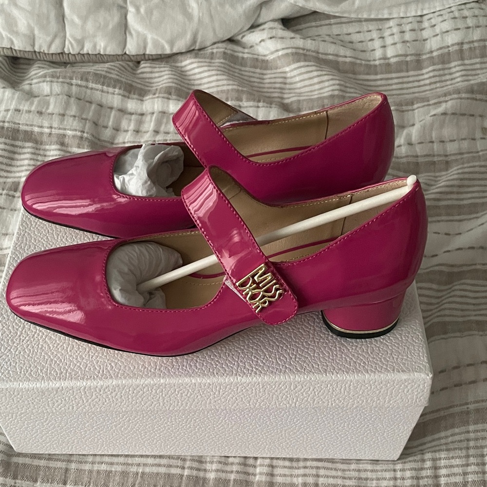 Dior Fuchsia Patent Leather Mary Jane Flats - Picture 2 of 10